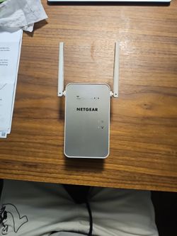Netgear WiFi Range Extender MODEL EX6150v2
