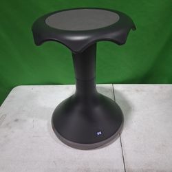 Hokki Wobble Stool