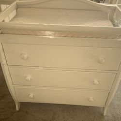 Dresser, changing table