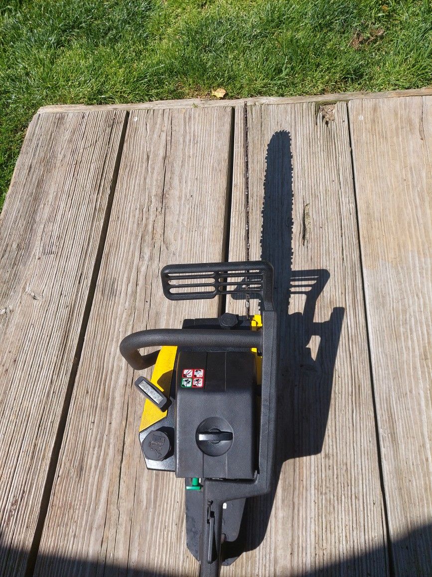 Mcculloch 3.4ci 55cc Chainsaw - $100