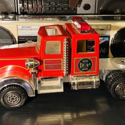 VINTAGE TONKA FIRE TRUCK