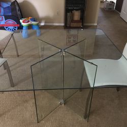 Glass Table 🔥