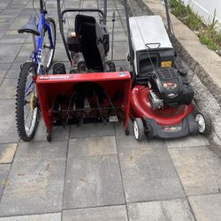 Yard machine Snowblower Toro Lawnmower 