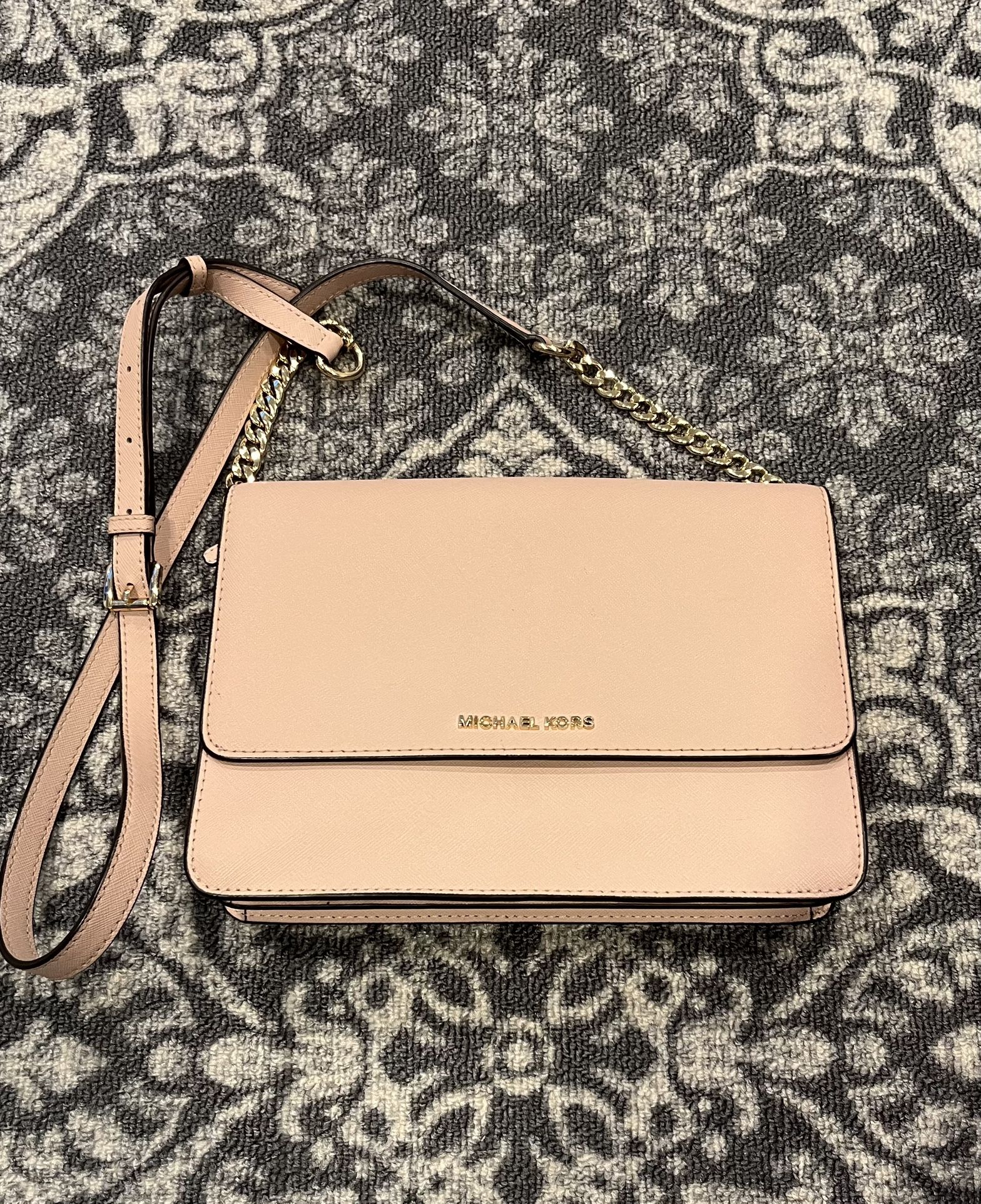 Michael Kors Crossbody Bag – Light Pink (Saffiano Leather)