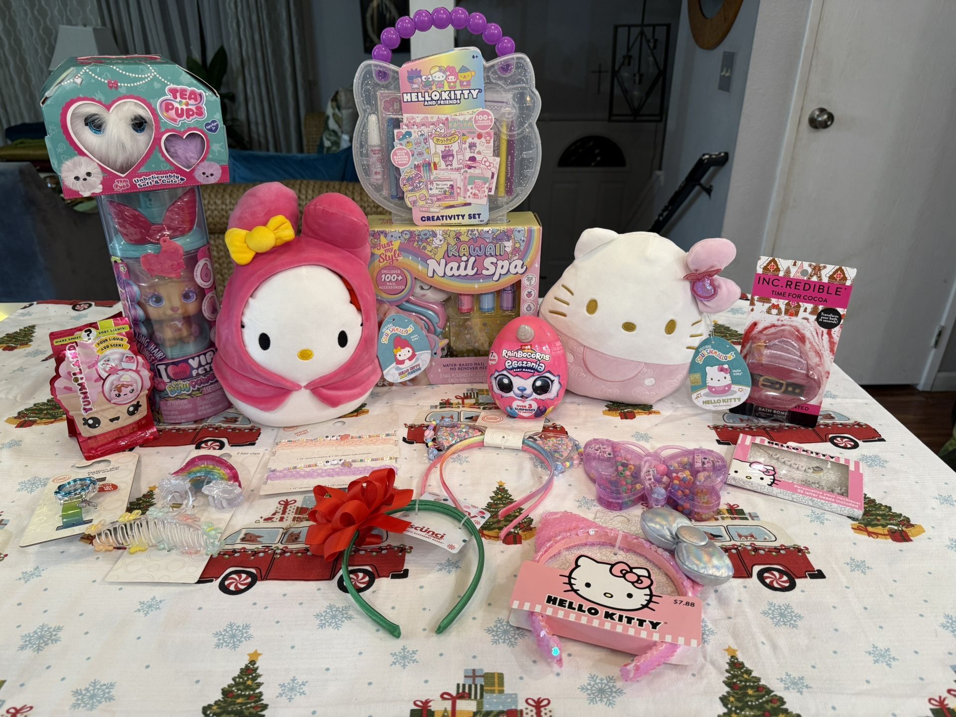 Brand New Hello Kitty And More Christmas Toy Bundle