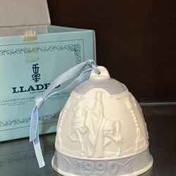 1990 Lladro Christmas Bell 