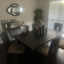 Everything You See In This Picture 