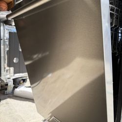 Kitchenaid Dishwasher 24” Stainless Steel
