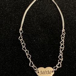 Heart “MOM” Bracelet