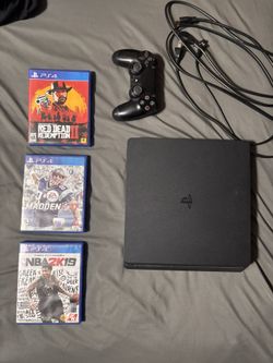 PS4 Slim With 3 Games And Cord