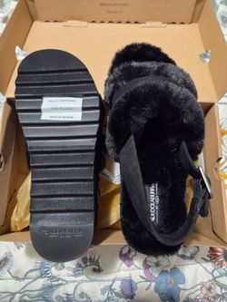 Koolaburra by Ugg black size 6