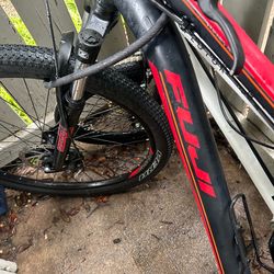Fuji Nevada one.9 Bike