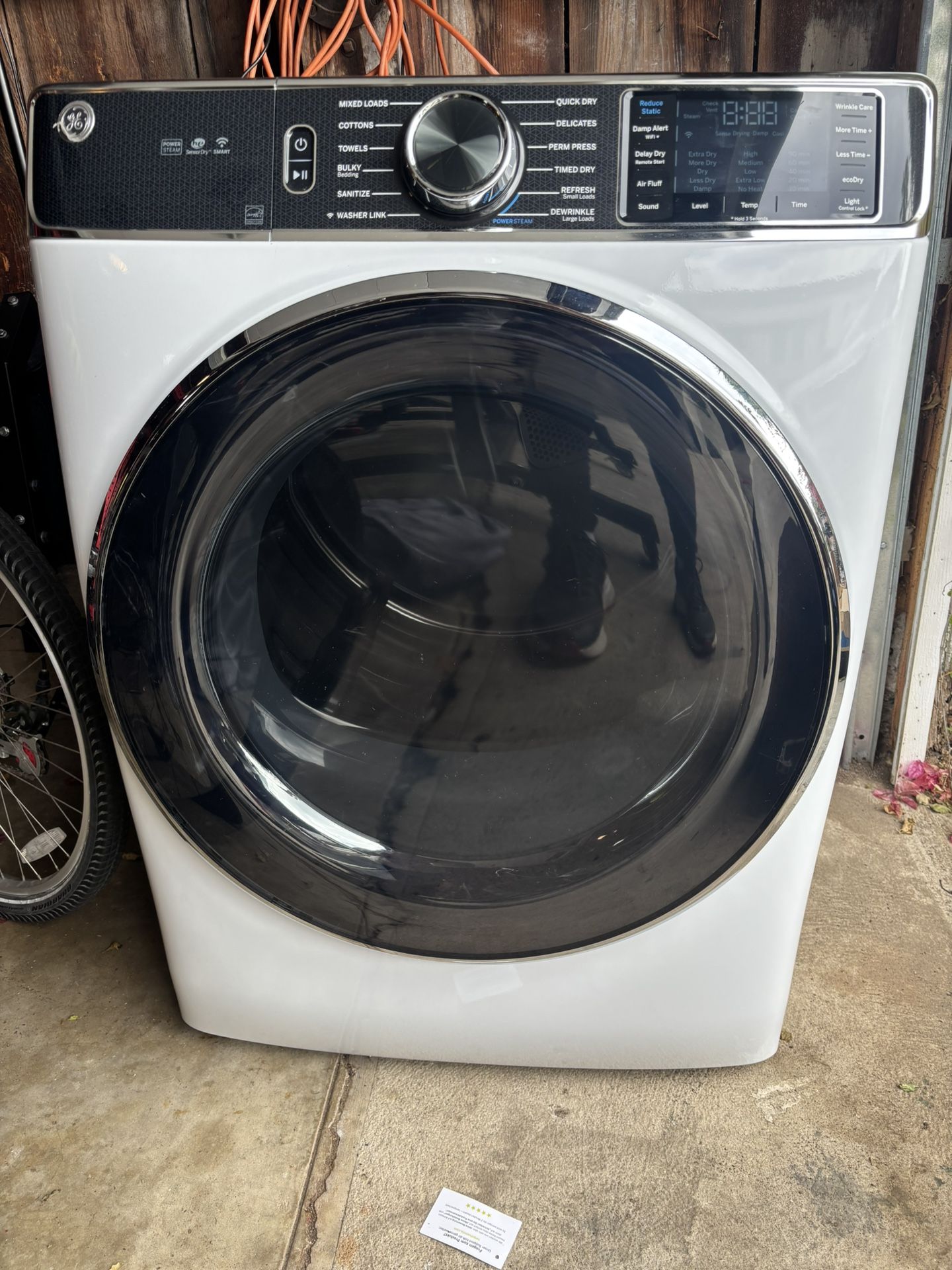 GE 7.8cu.ft. Smart White Stackable Electric Dryer With Steam and Sanitize Cycle ENERGY STAR Model #GFD85ESSNWW