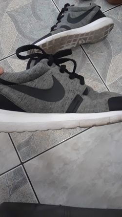 Roshe Run Fleece Limited Edition