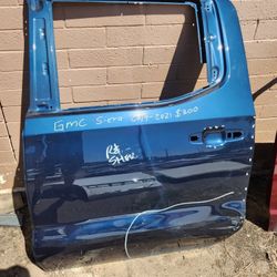 2019 2020 2021 Gmc Sierra  Door  Part 