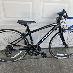 Fuji ACE 650 Road Bike