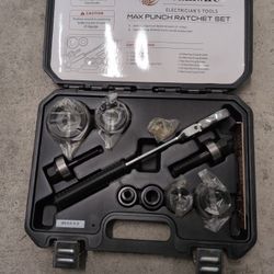 Southwire Max Punch Ratchet Set
