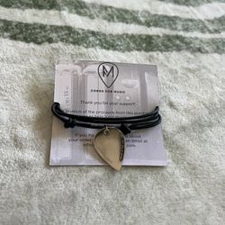 Brand New Guitar Pick Charm Bracelet