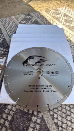 BRAND NEW SAW BLADES – MULTIPLE SIZES & TYPES – CONTRACTOR LOT
