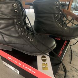 Black Booties Ladies Sz 7 By Rock & Candy