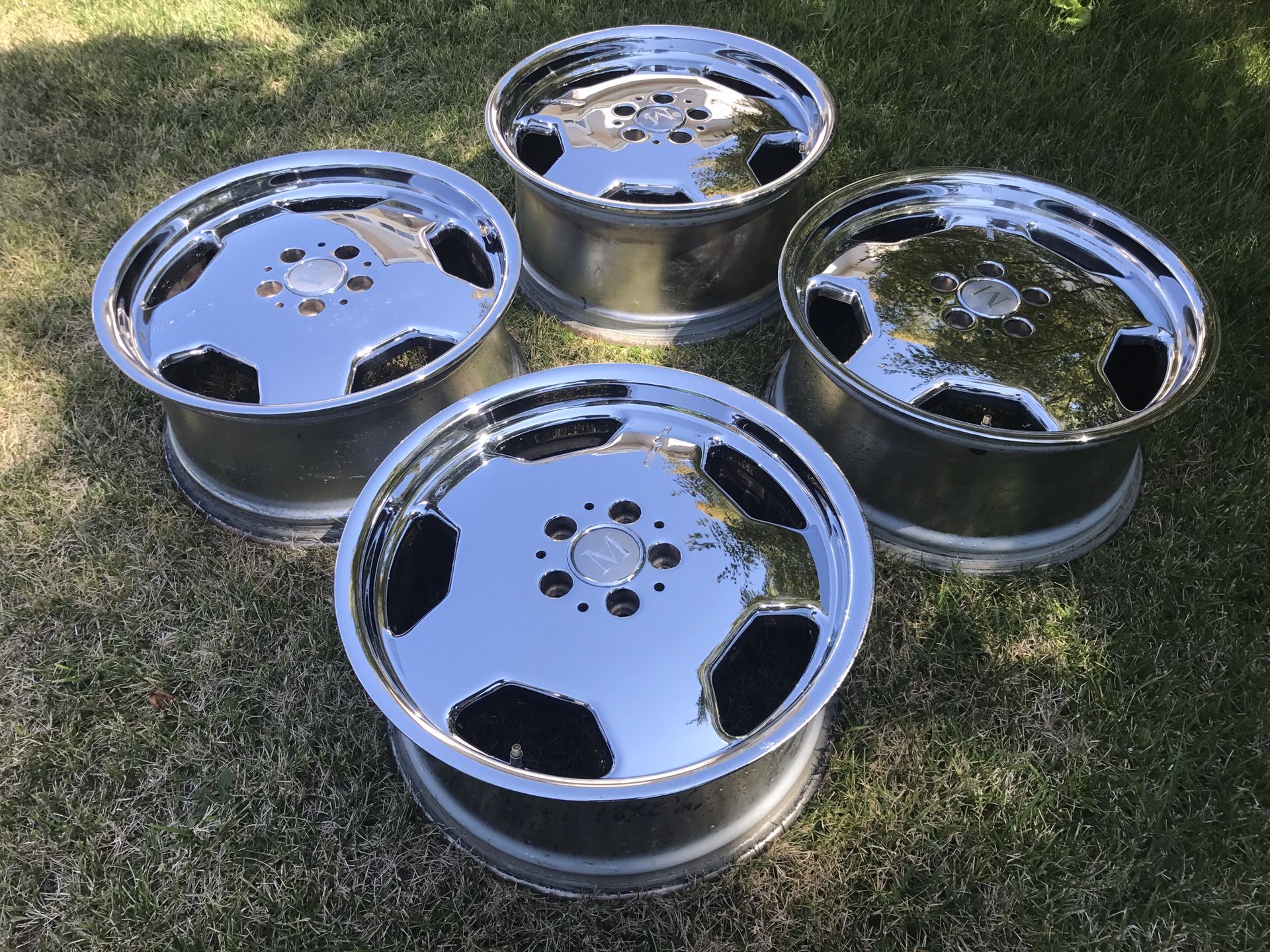 18" Mercedes AMG Aero2 monoblock wheels