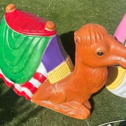 Christmas Nativity Life Size Colorful Lighted Camel Blow Mold, Include Light Cord, Retired, Indoor and Outdoor, Extra Large Size, Very Good Condition.