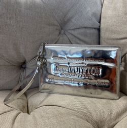 Louis Vuitton Metallic Silver Mirror Miroir Clutch Bag
