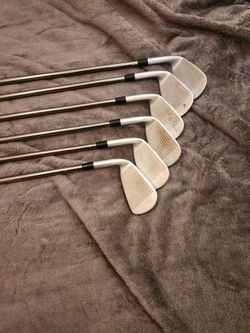 Mizuno iron set 5-p 95 recoil jpx 900