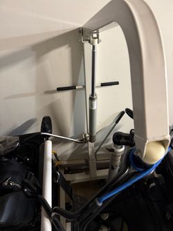 Manual hoyer lift - free