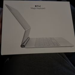 Brand New Apple Magic Keyboard 200$ OBO 