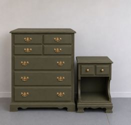 Hearthstone Cottage Dresser & Nightstand Set