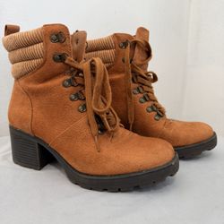 White Mountain Ankle Boots size US 8