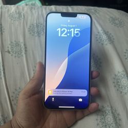 iPhone 14 Plus 128gb ( Back Glass Cracked)