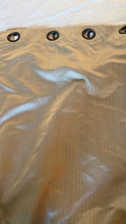 5 Grey/beige curtain panels