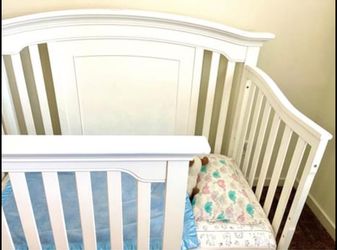 Brunswick 4 in 1 crib by kingsley 2025