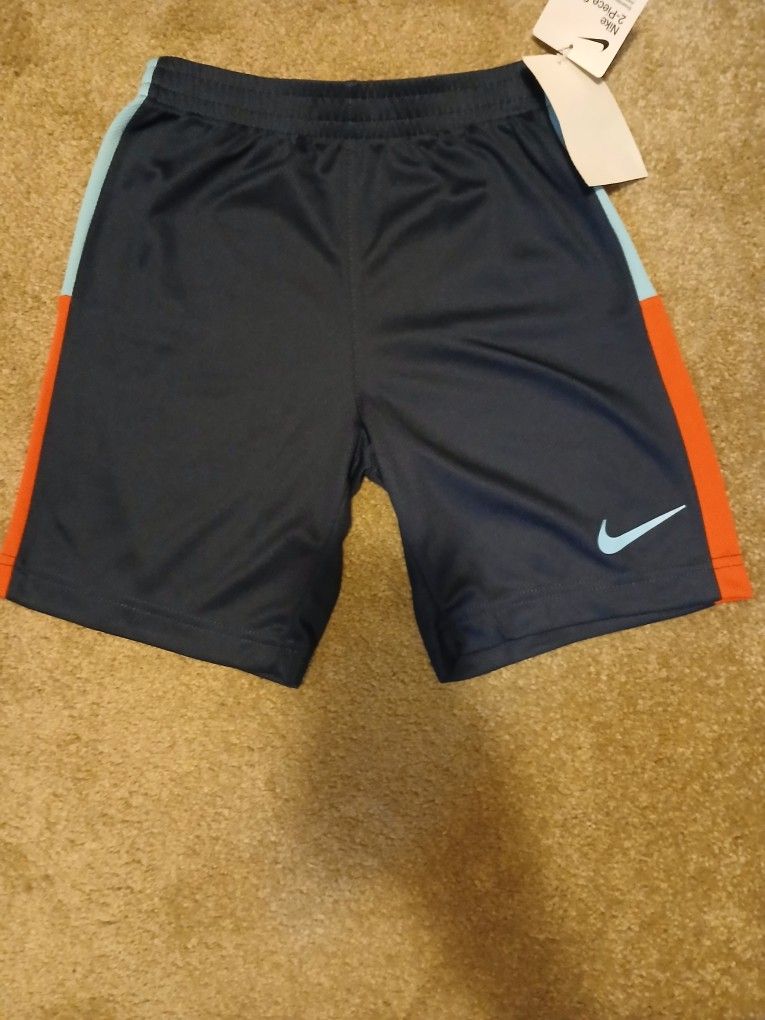 New Nike Shorts For Toddler Size 7T