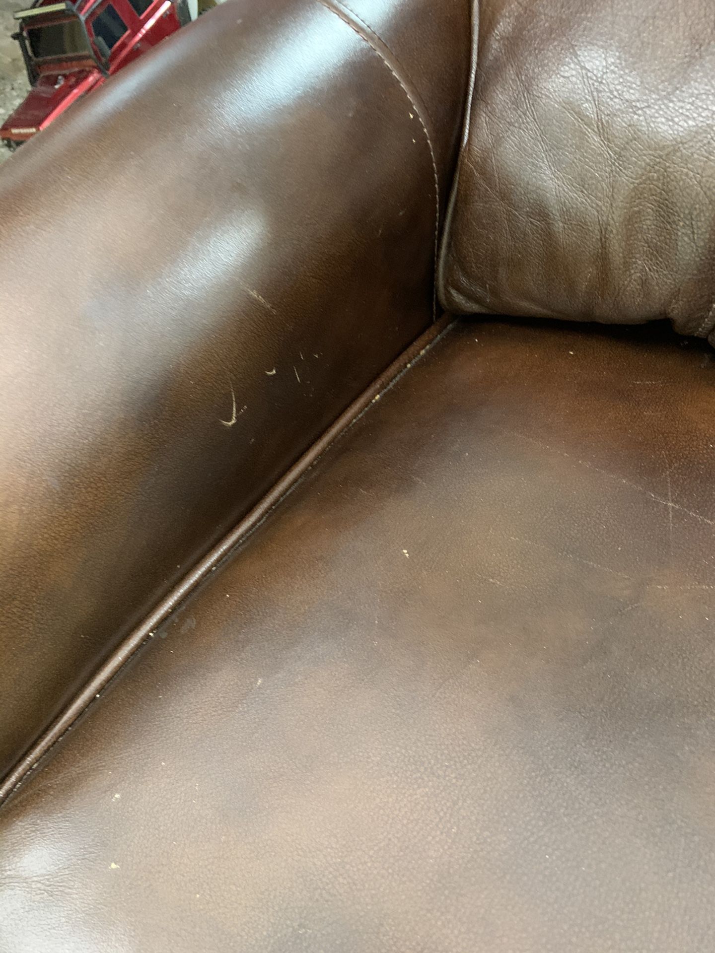 Lazyboy reclining Carleton brown leather chair. for Sale in Yorba