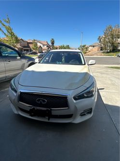 2015 Infiniti Q50
