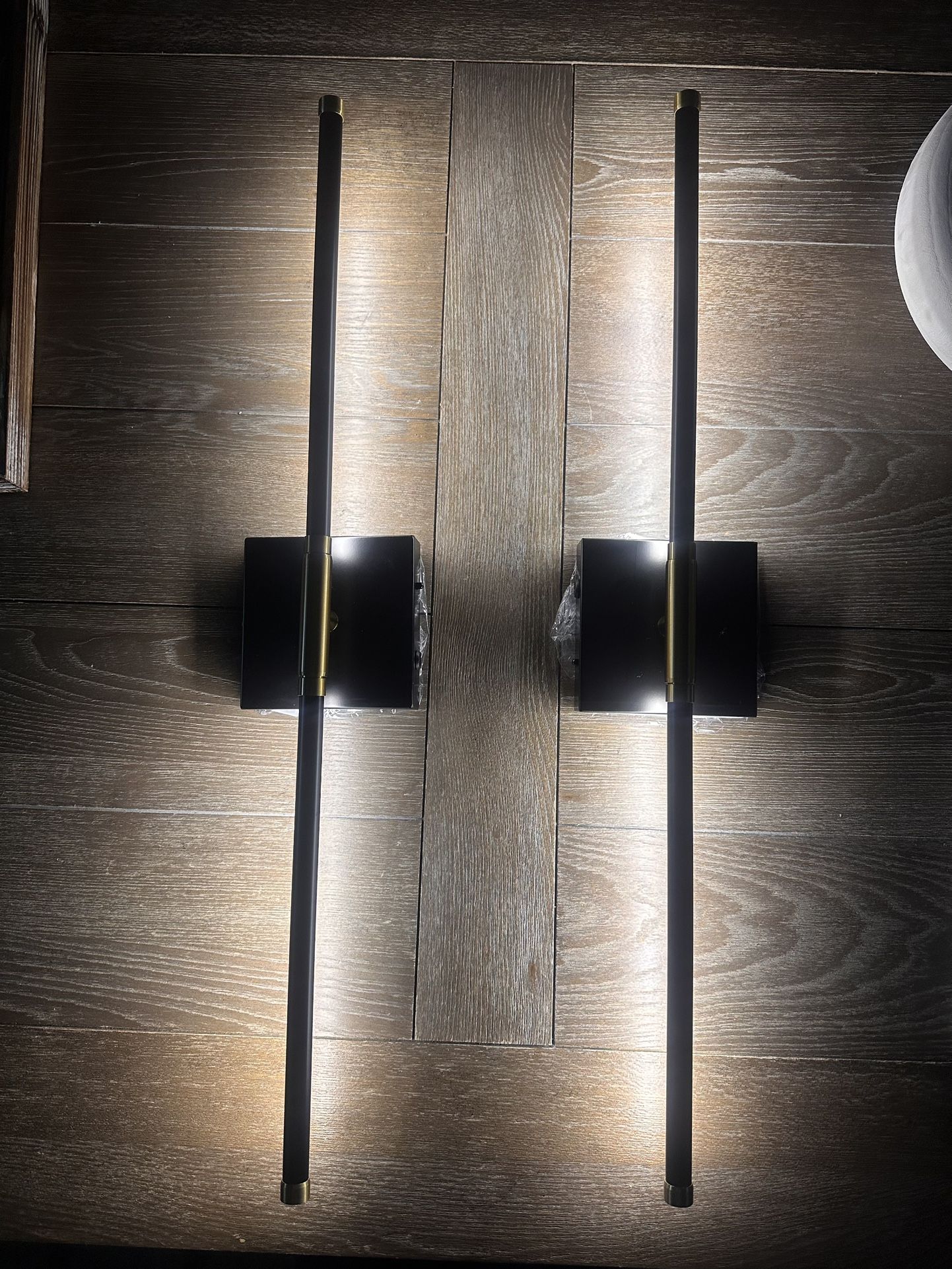 LED Wireless Wall Sconces