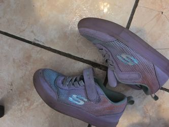 Girls sketchers  size 12c