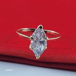 14K Yellow Gold White Cubic Zirconia Cocktail Ring Size 7.5 - Solid Gold!/ Anillo de Oro con Circonita Cúbica! 👌🎁Post Tags: Anillo de Oro
