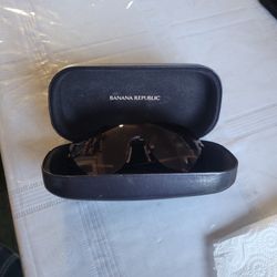 WOMEN'S SUNGLASSES BANANA REPUBLIC 