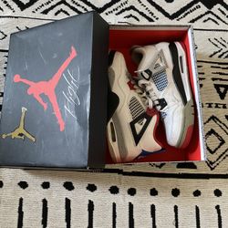 Jordan Retro 4’s
