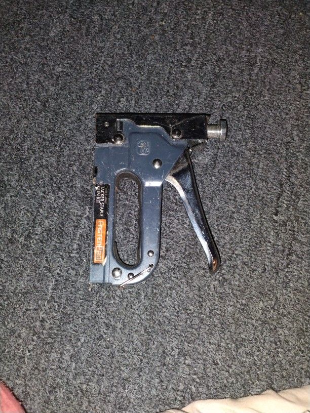 Hand Stapler