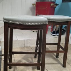 2 Sturdy Tall Bar Stools Chairs