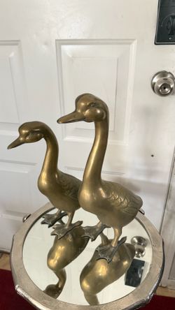 2 brass decor