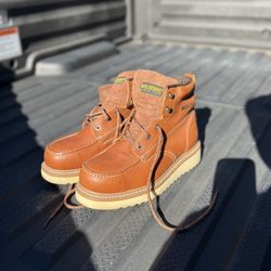 Lightly USED - MEN'S MOC-TOE STEEL-TOE EH 6" WORK BOOT