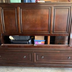 King Sleigh Bedroom Set