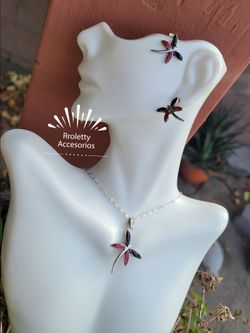 Sterling Silver 925 Necklace And Earrings Set with Coral stone and Onyx