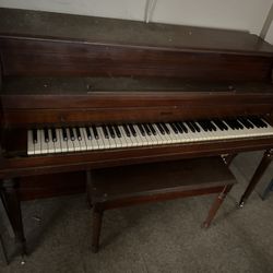 Old /Antique Upright Piano 